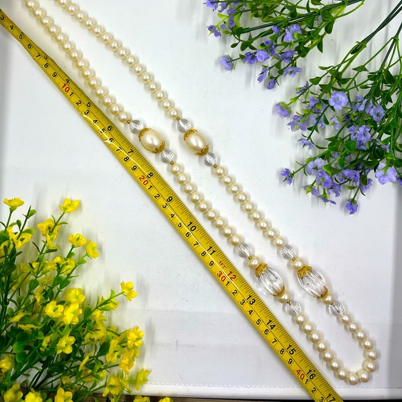 Richelieu NWT Extra Long Simulated Pearl 34 Inch Necklace - Picture 6 of 6